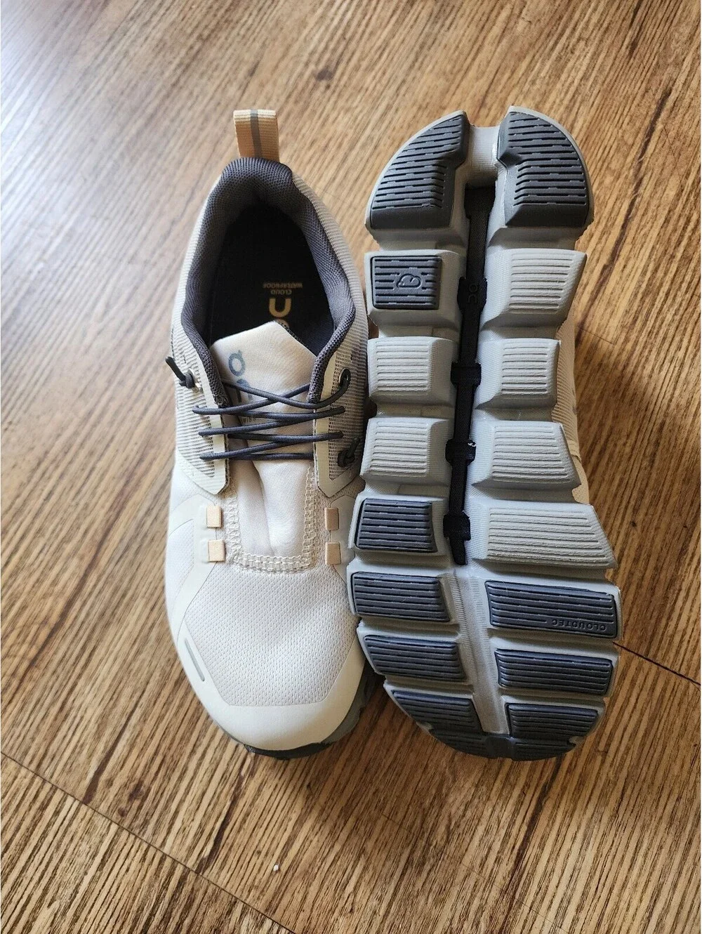 Size 6.5 Cloud Running Shoes Lightweight, Breathable, Beige with Gray Sole